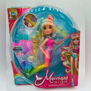 MERMAID HIGH, Spring Break Finly Mermaid Doll